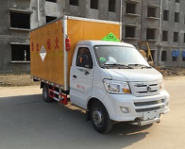 程力威牌CLW5030XZWCD5型雜項危險物品廂式運輸車